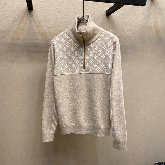 세이키 터틀넥 (Seiki turtleneck)