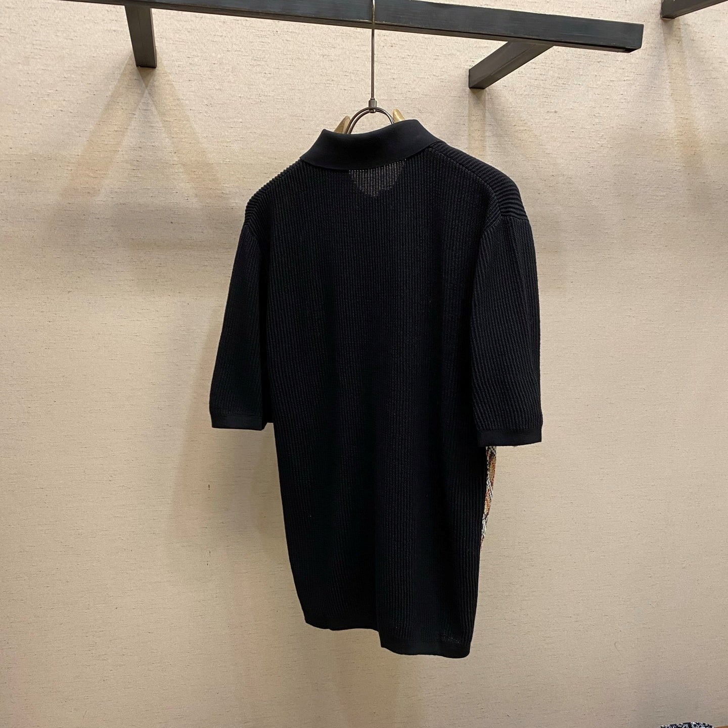 패턴 니트 티셔츠 (Patterned knit T-shirt)