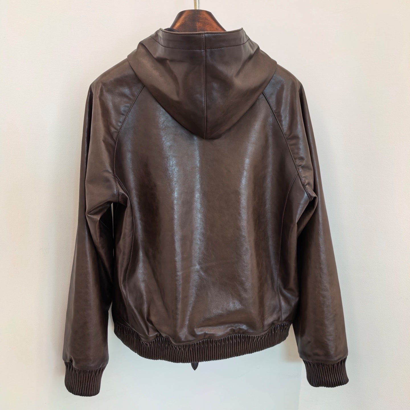 오일링 후드가죽점퍼 (Oiling hooded leather jumper)