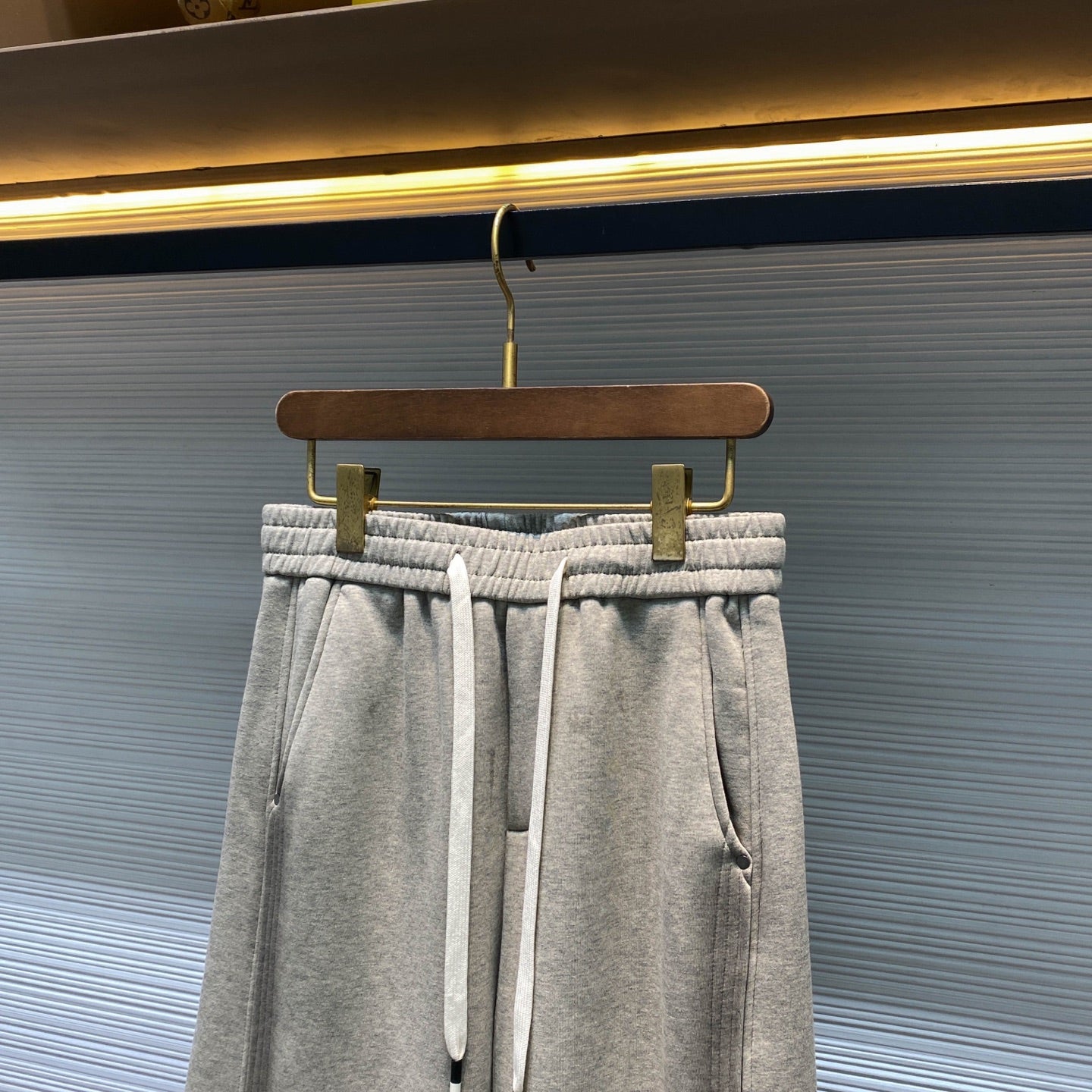 드로스트링 밴딩팬츠 (Drawstring banding pants)