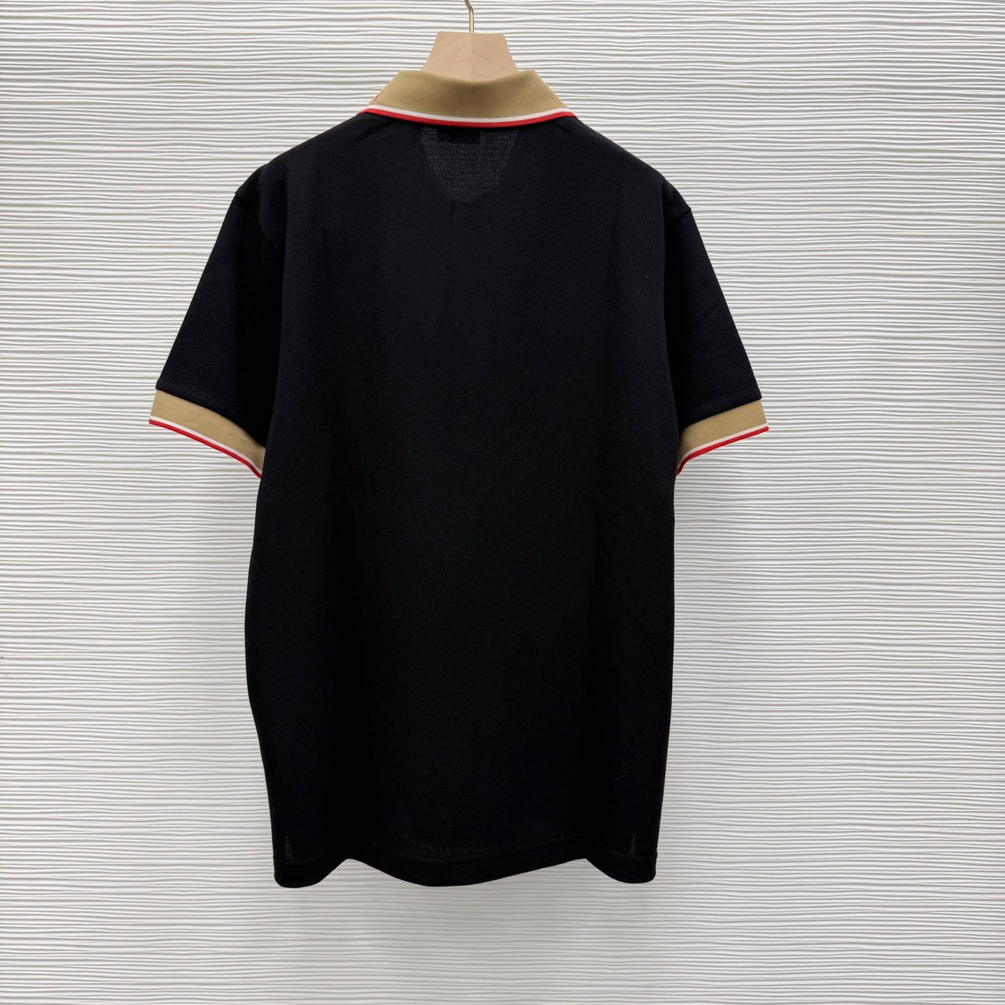 엘라스테인 티셔츠 (Elastane T-Shirt)