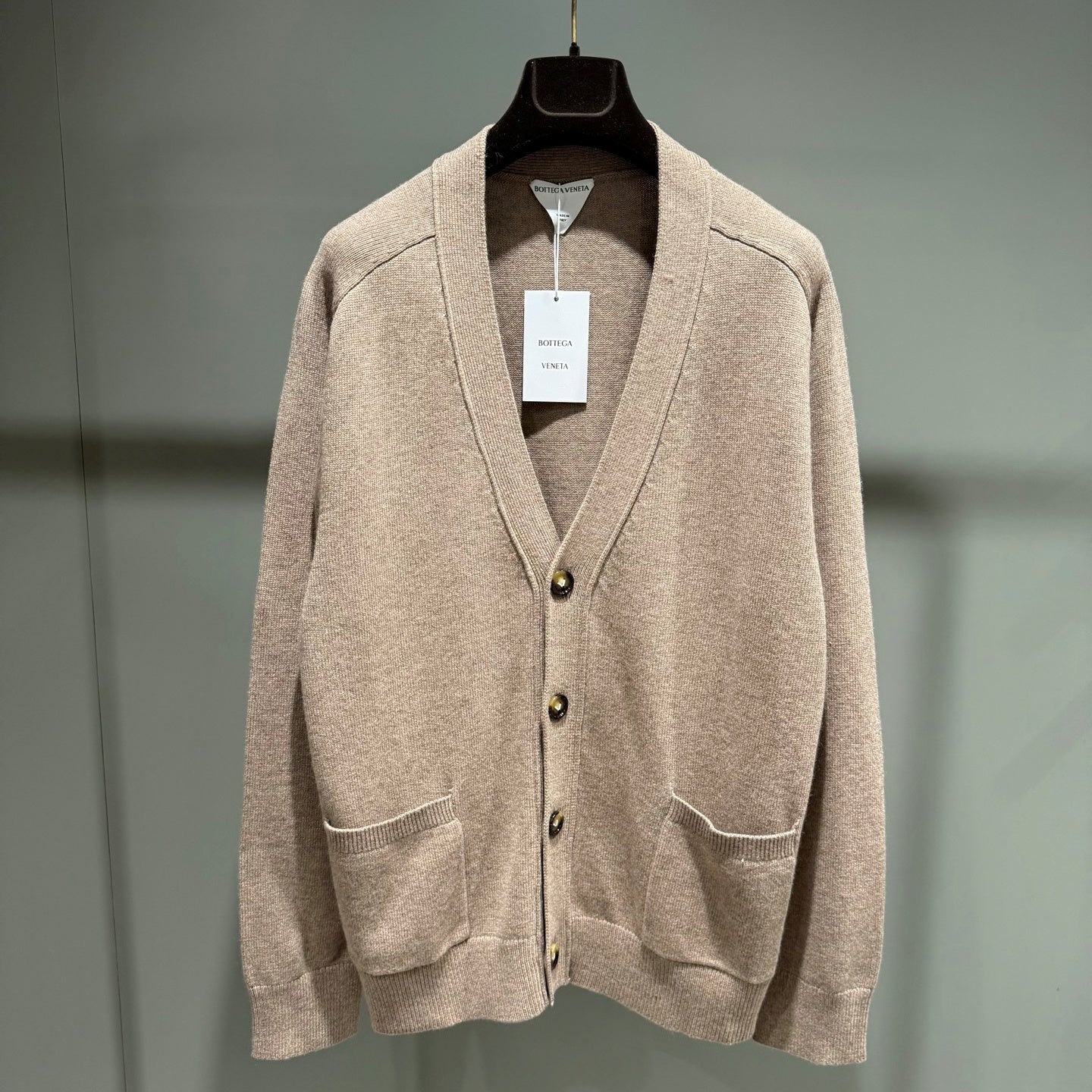 인트레치아토 가디건 (Intrecciato cardigan)