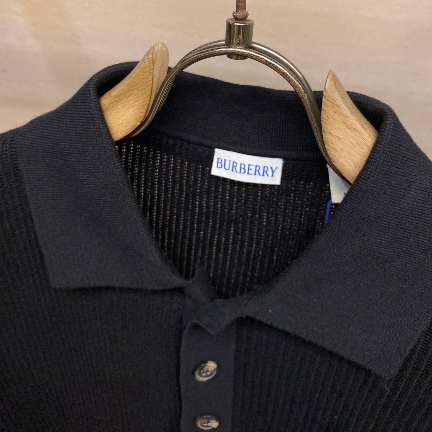 패턴 니트 티셔츠 (Patterned knit T-shirt)