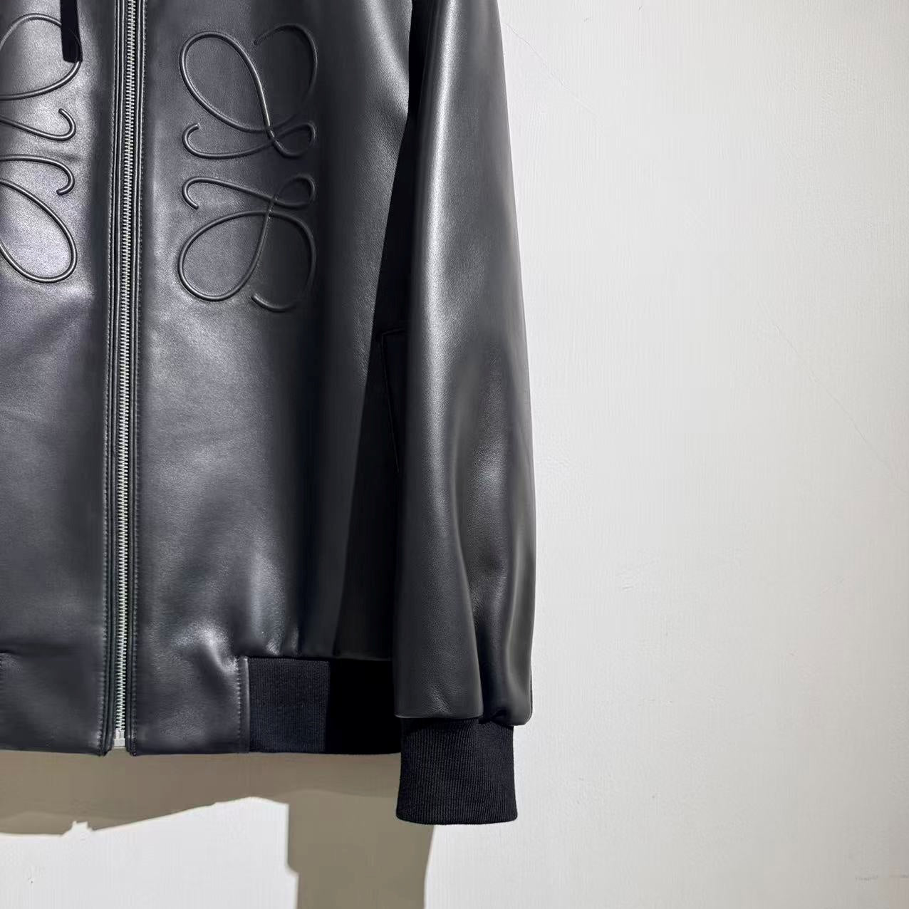 엠보싱 양가죽자켓 (Embossed sheepskin jacket)