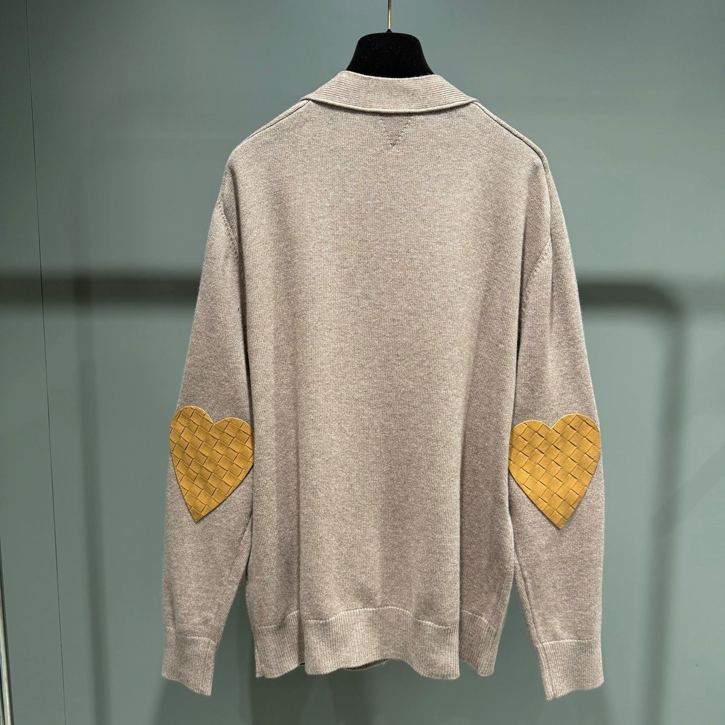 인트레치아토 가디건 (Intrecciato cardigan)