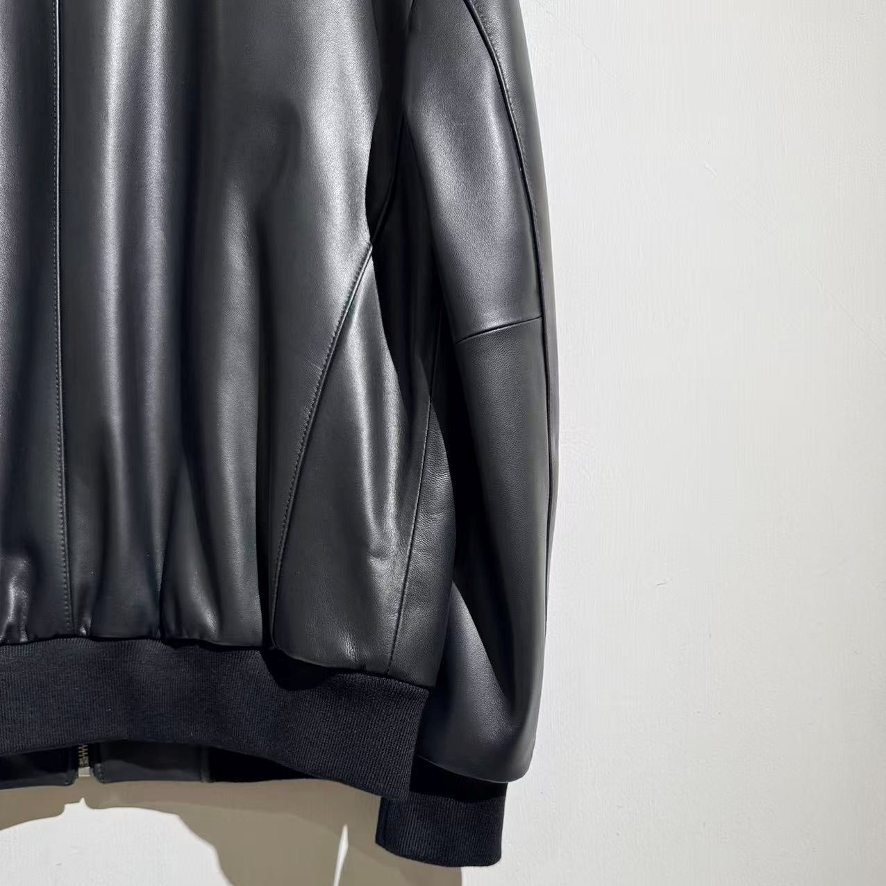 엠보싱 양가죽자켓 (Embossed sheepskin jacket)