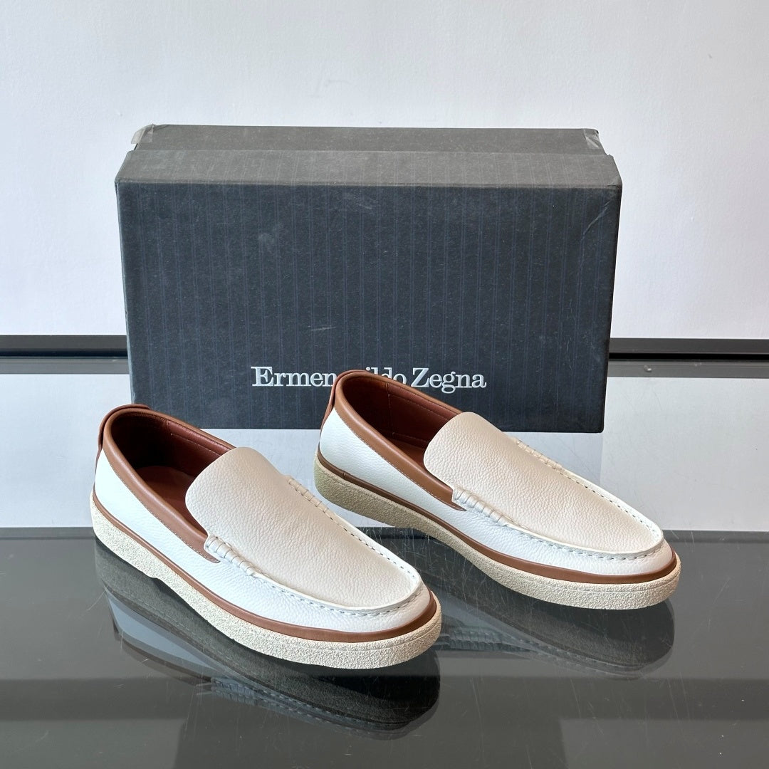 캐주얼 로퍼 (casual loafers)