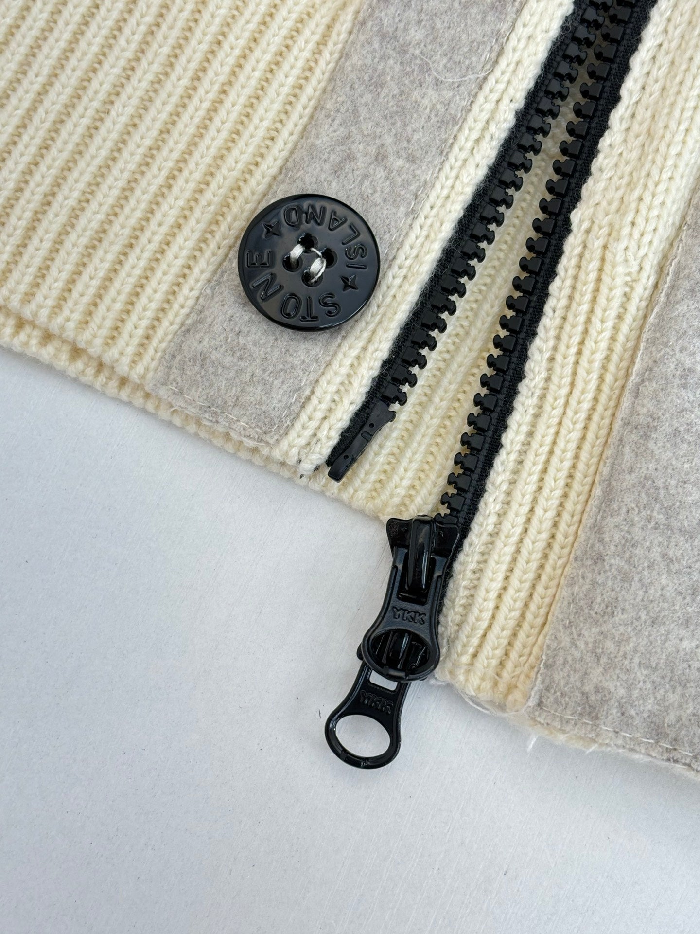 울 니트 집업가디건 (Wool knit zip-up cardigan)