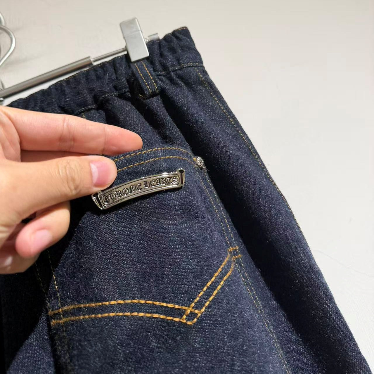 크록스 청바지 (crocs jeans)