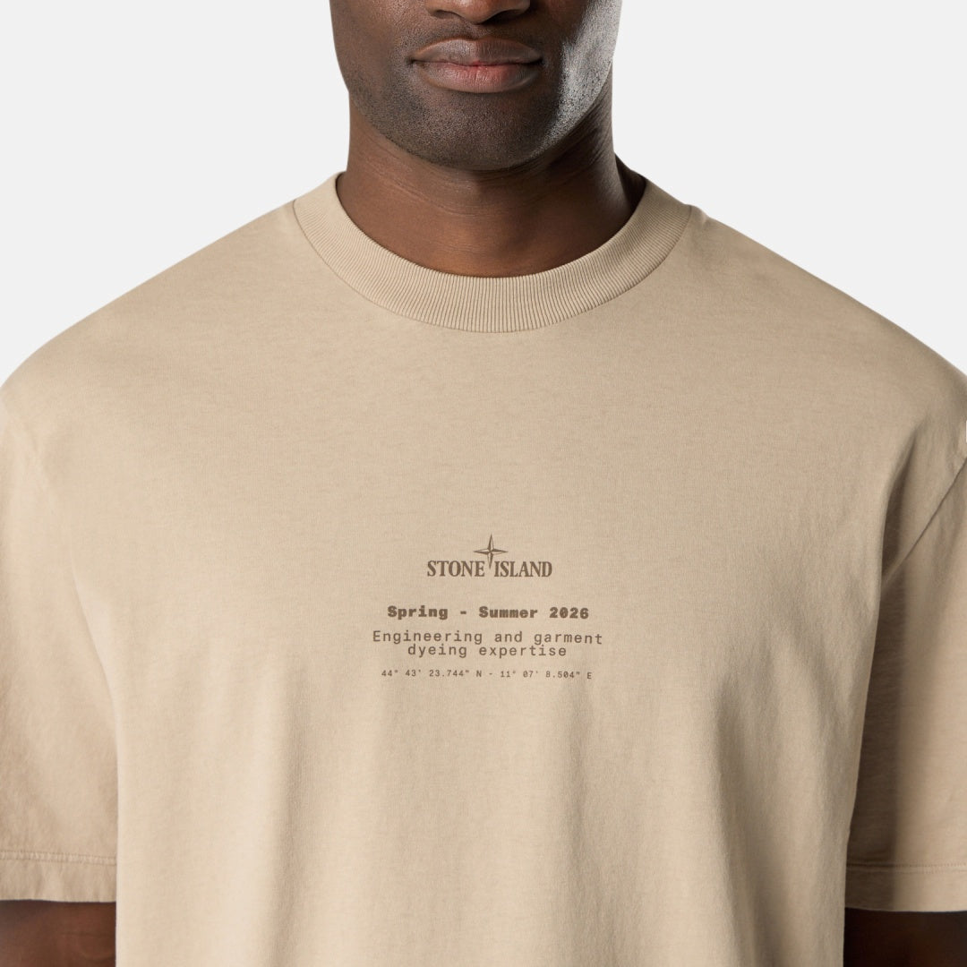 센터 로고 티셔츠 (Center Logo T-Shirt)