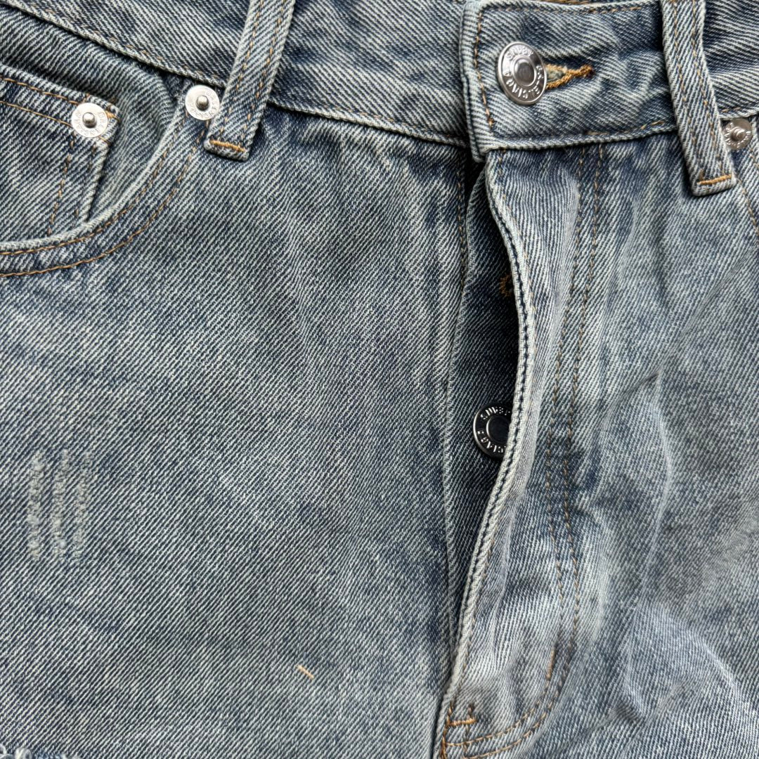 데미지 숏팬츠 (Damage Shorts)