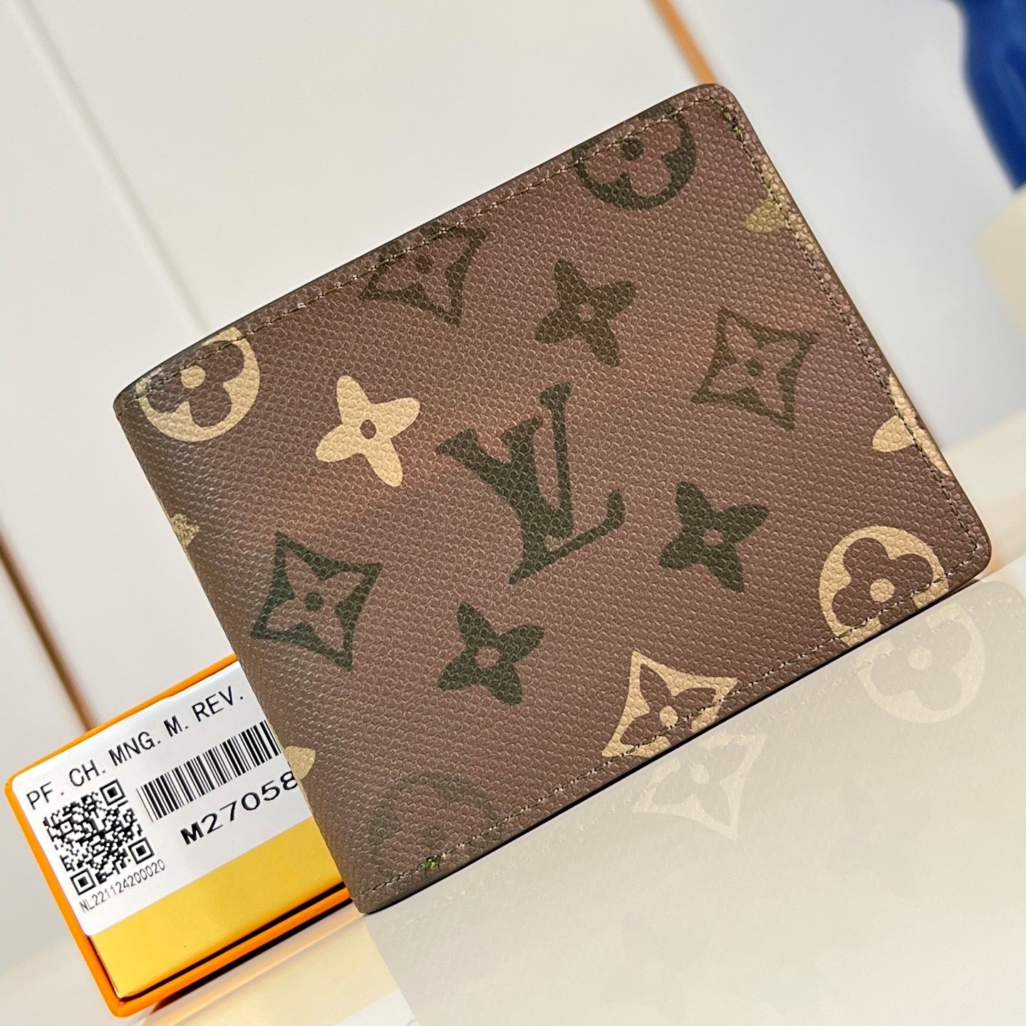 모노그램 반지갑 (monogram bifold wallet)