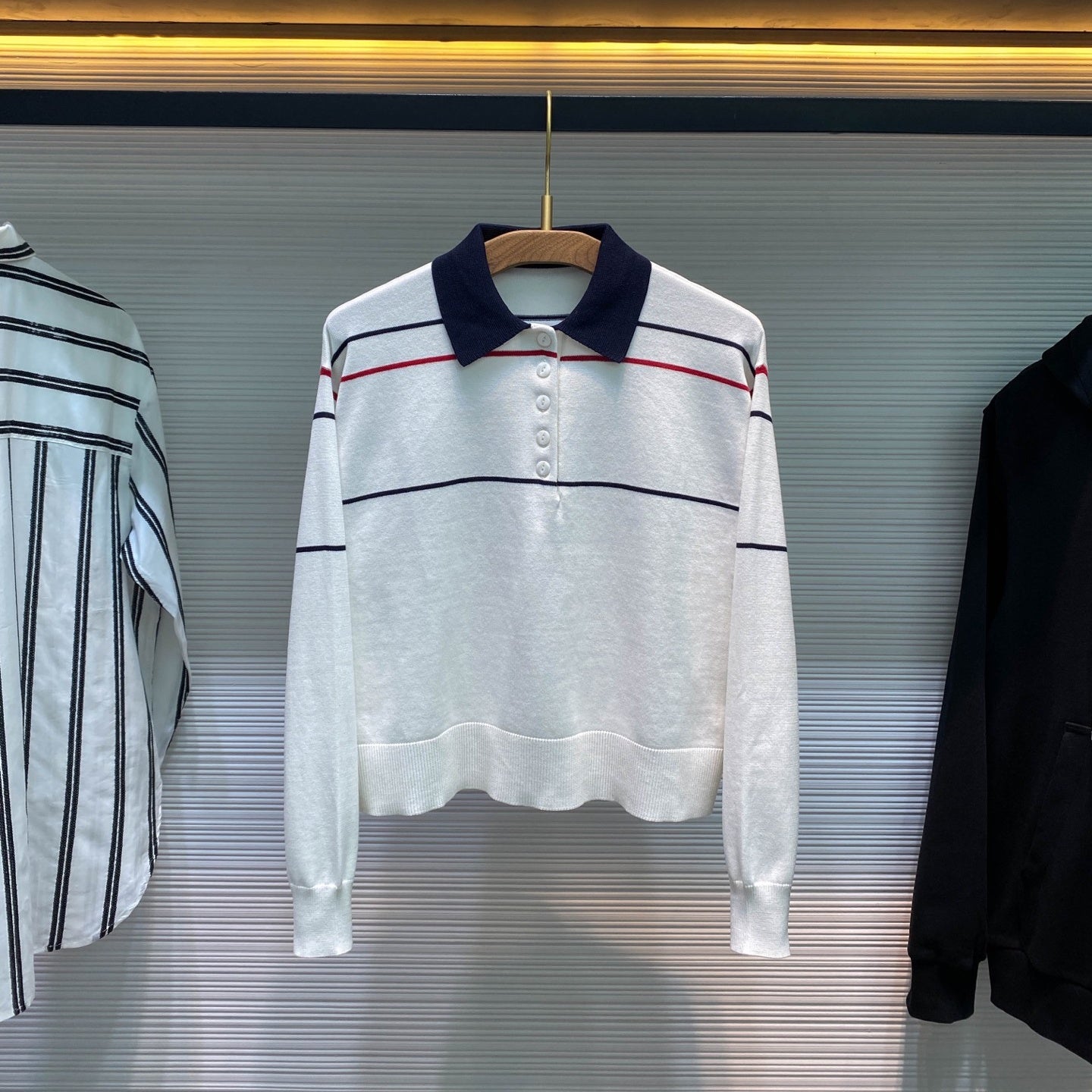 인타르시아 니트티 (Intarsia knit tee)