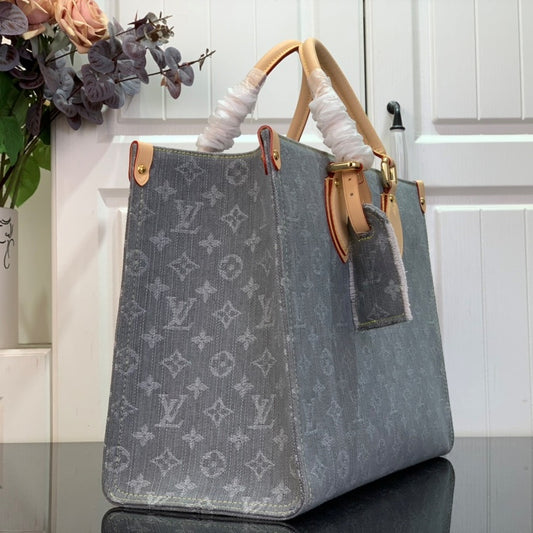 아이코닉 토트백 (Iconic Tote Bag)