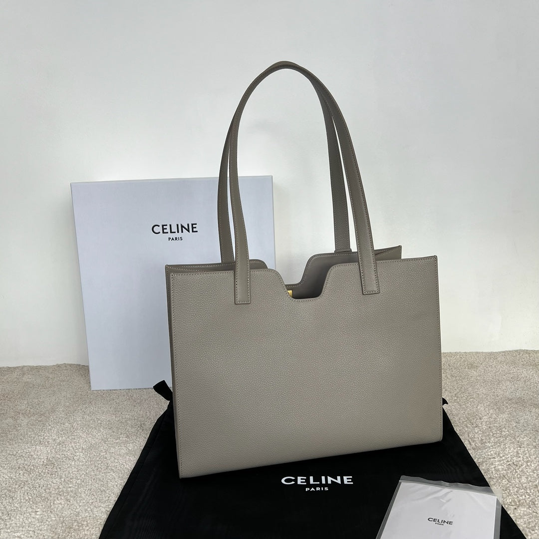 트위스트 토트백 (Twist Tote Bag)
