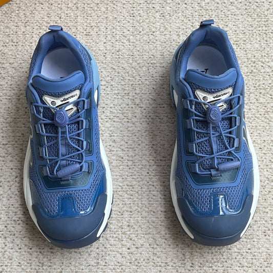 러너 스니커즈 (Runner sneakers)