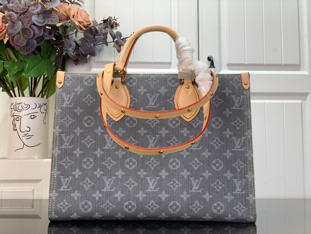 아이코닉 토트백 (Iconic Tote Bag)