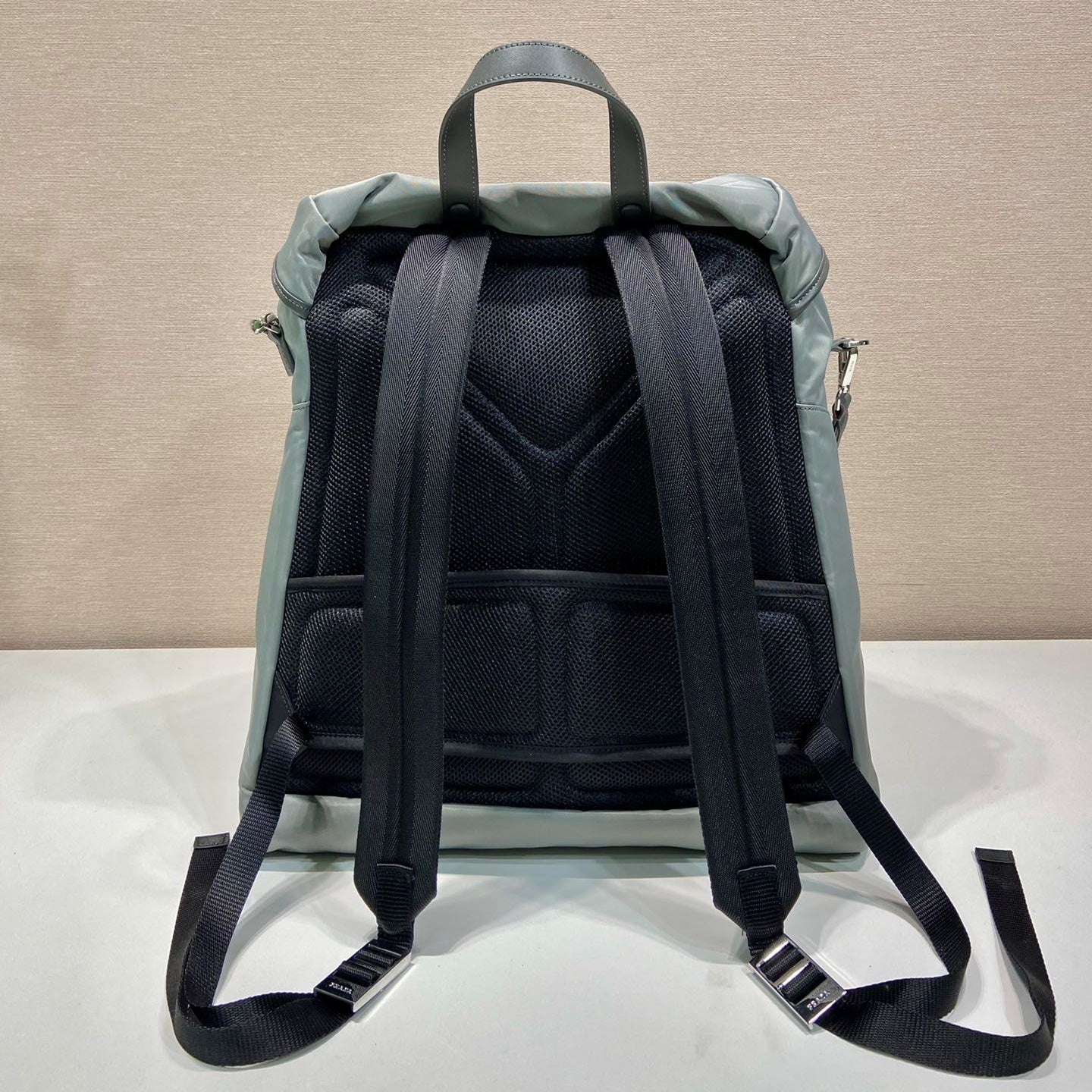 숄더 스트랩 백팩 (shoulder strap backpack)