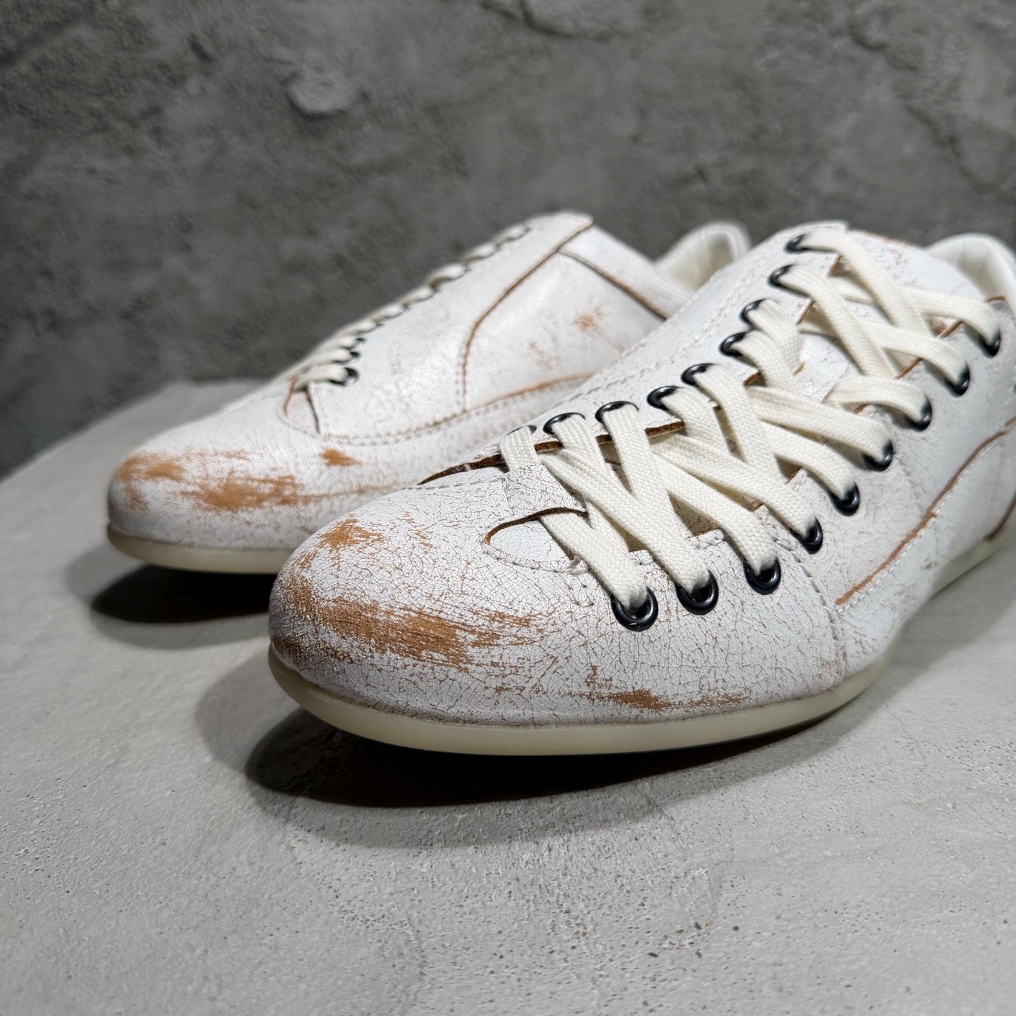 애슬레틱 스니커즈 (Athletic sneakers)