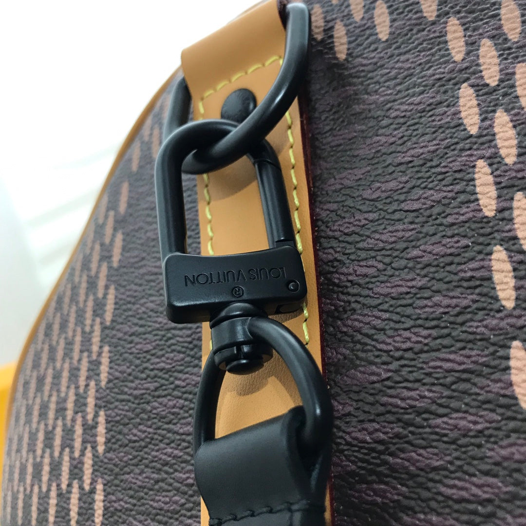 모노그램 니고보스턴백 (Monogram Nigo Backpack)
