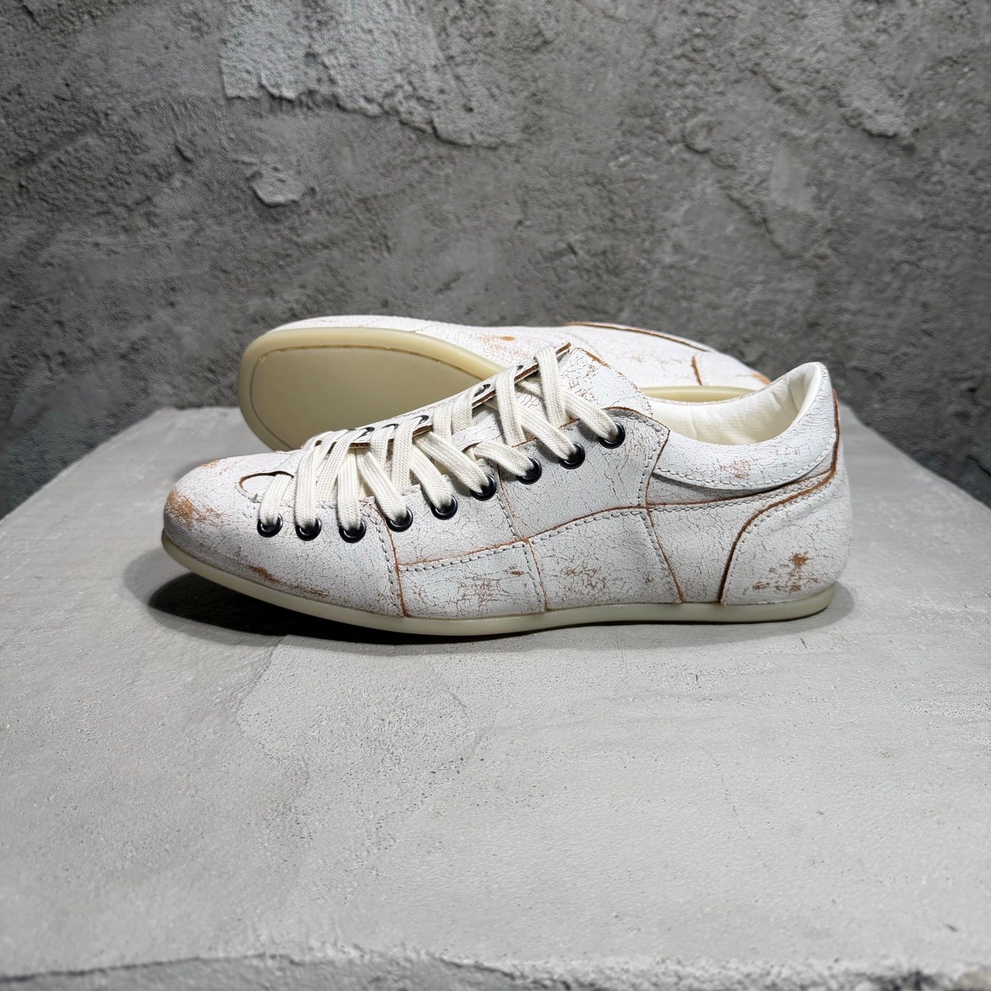 애슬레틱 스니커즈 (Athletic sneakers)