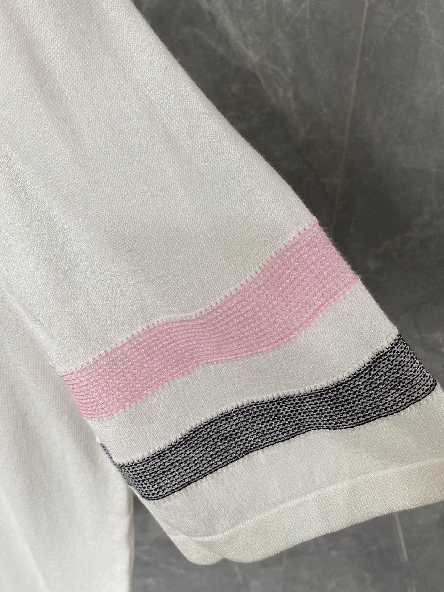 라펠 티셔츠 (lapel t-shirt)