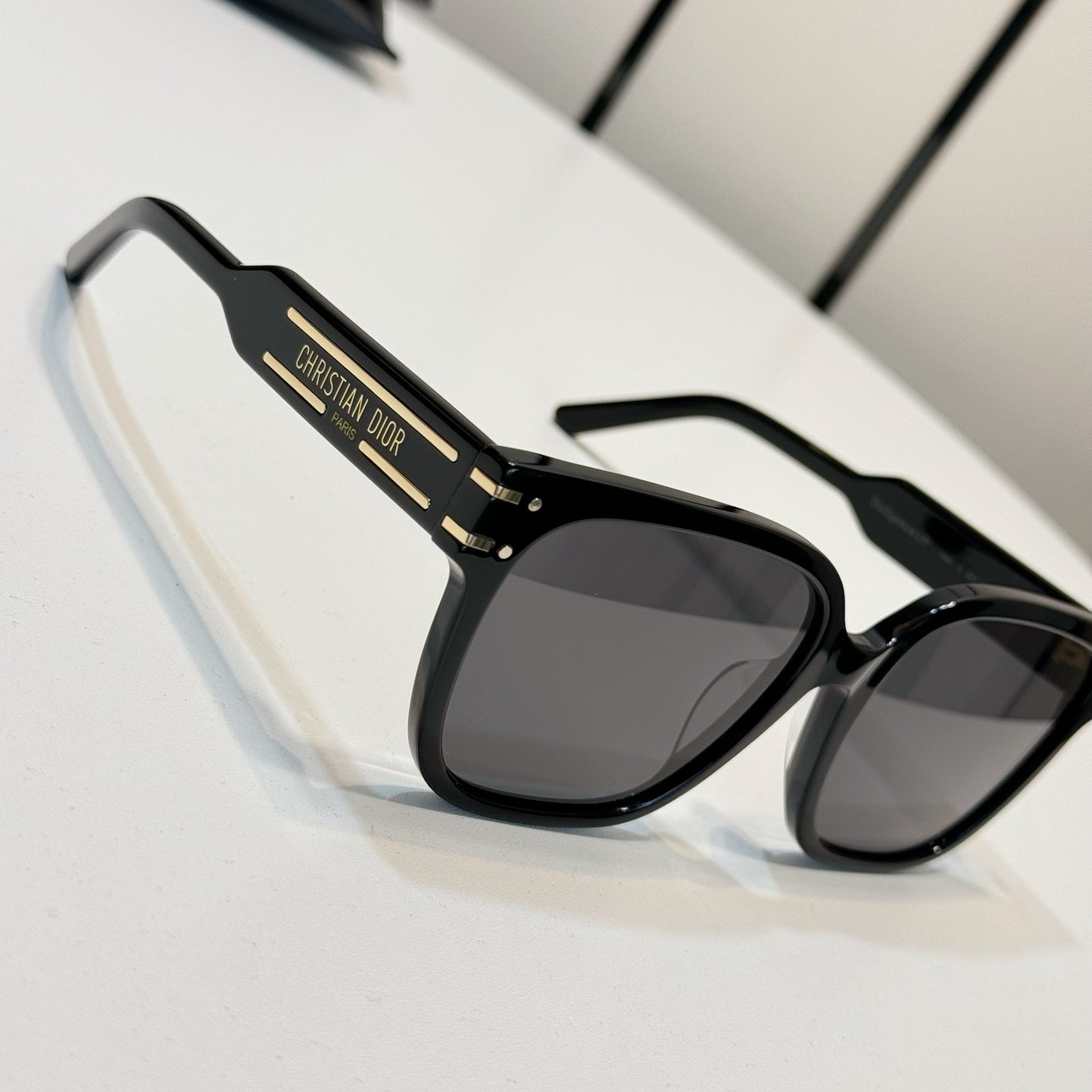 아세테이 선글라스 (Acetate sunglasses)