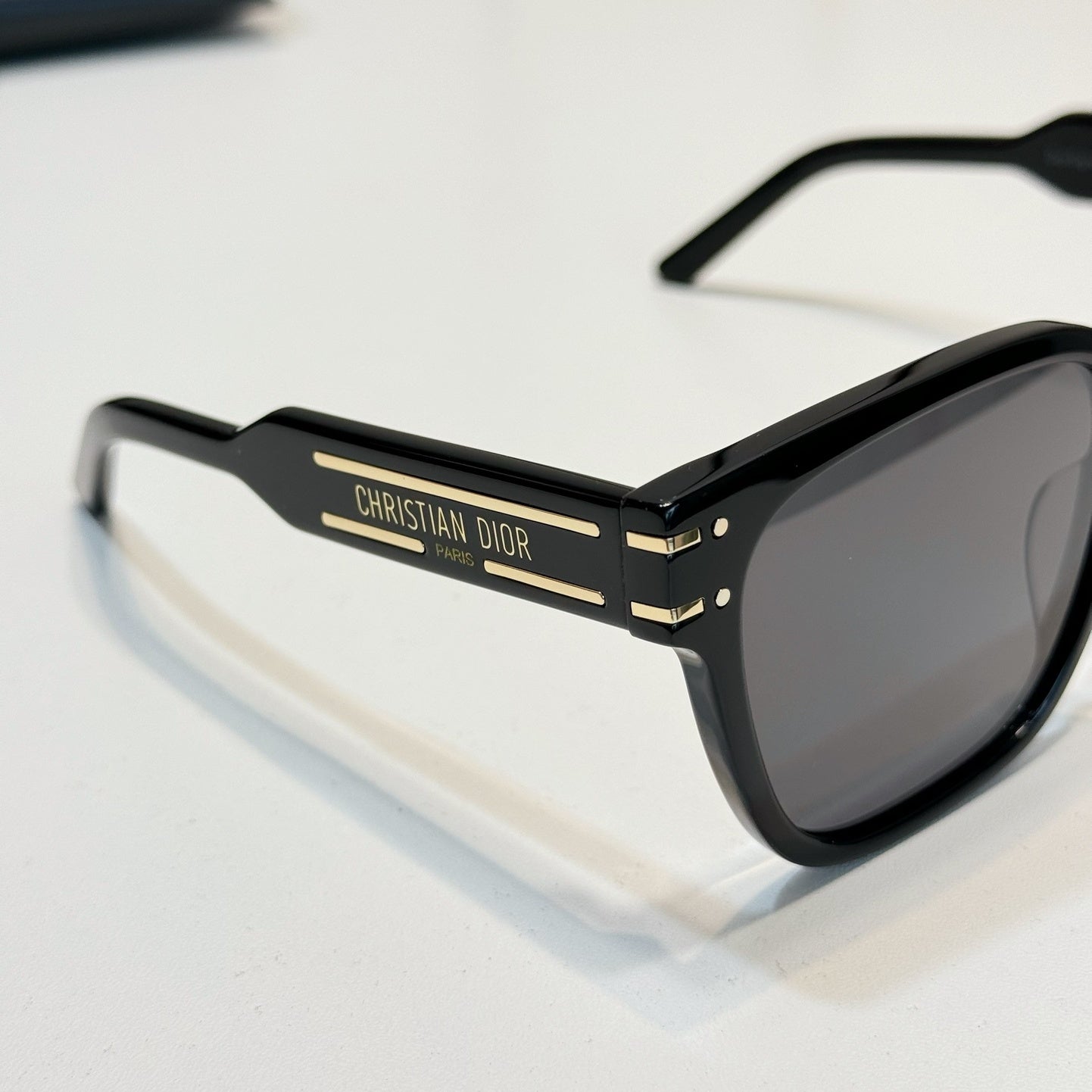 아세테이 선글라스 (Acetate sunglasses)