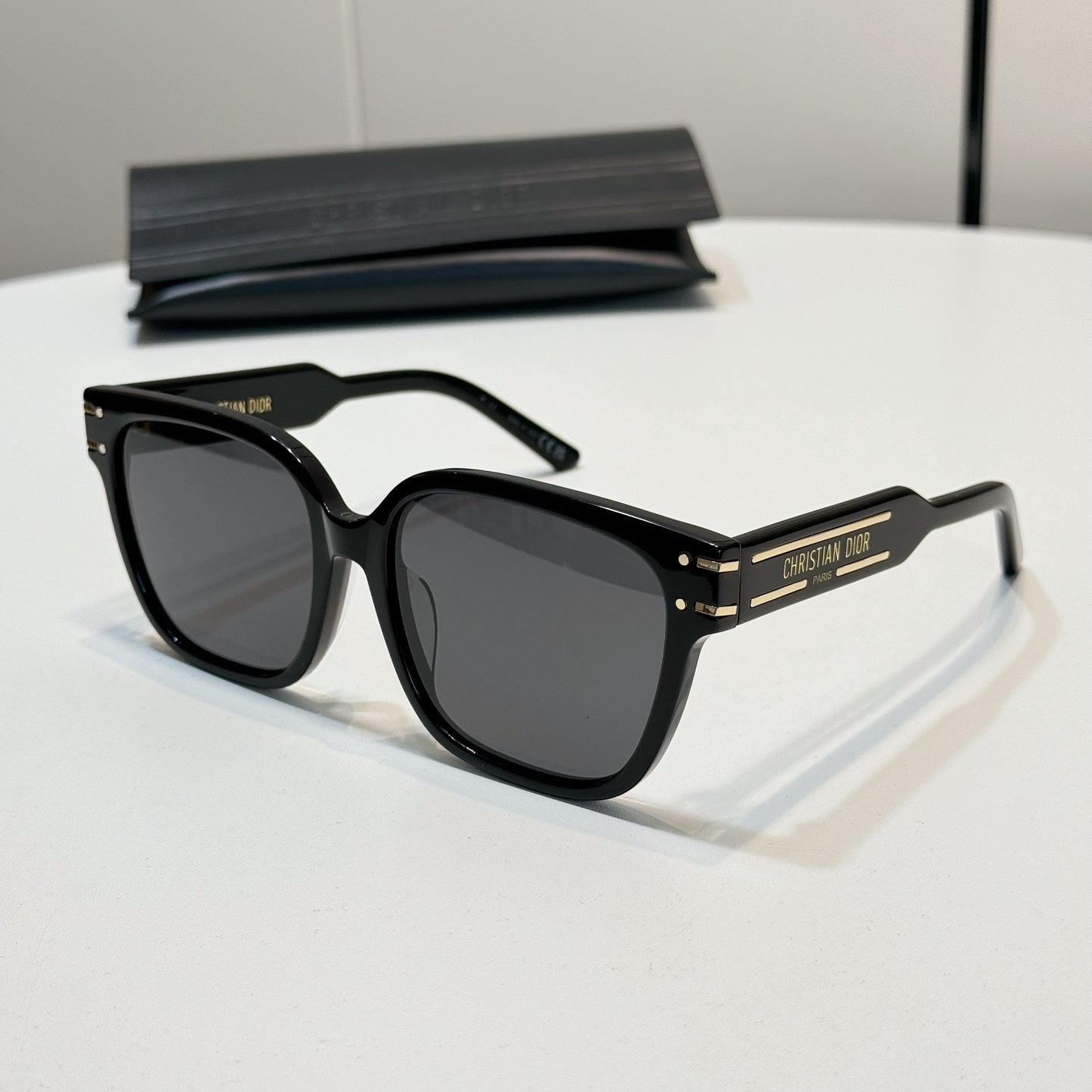 아세테이 선글라스 (Acetate sunglasses)