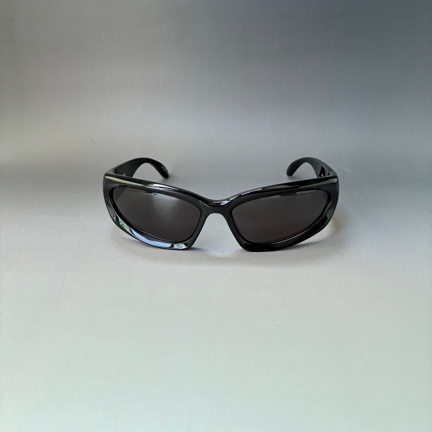 캣아이 선글라스 (cat eye sunglasses)