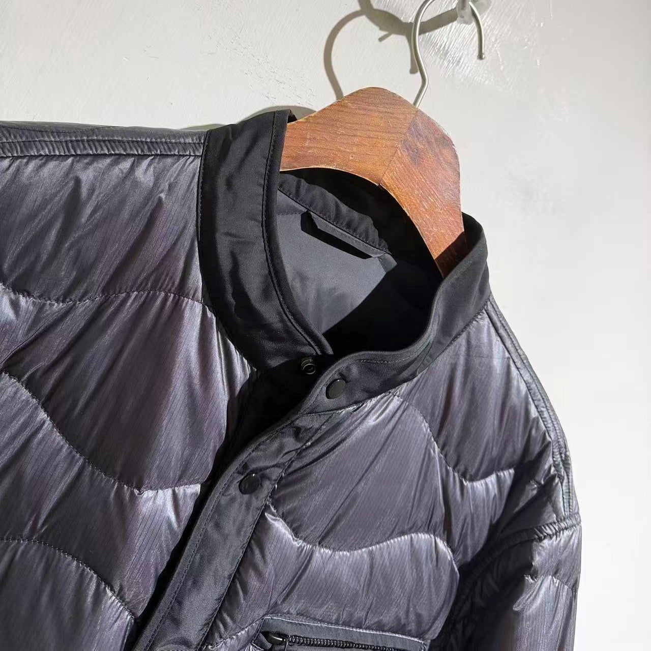 컬러블록 경량 다운 재킷 (Colorblock lightweight down jacket)