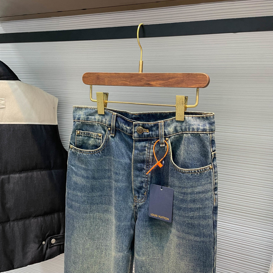 엠보싱 모노그램 청바지 (Embossed Monogram Jeans)