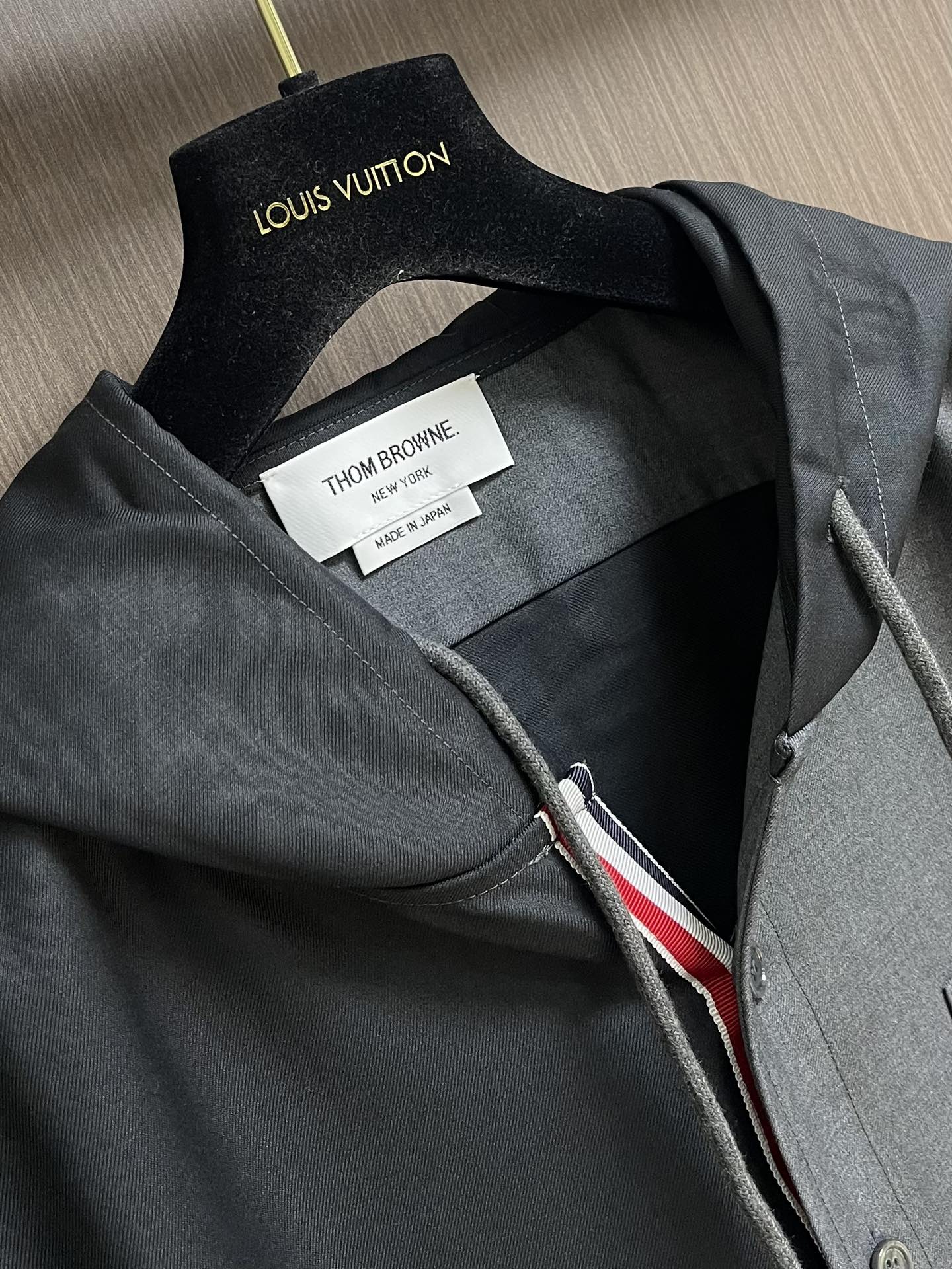 컬러블로킹 후드셔츠 (Colorblocking hooded shirt)