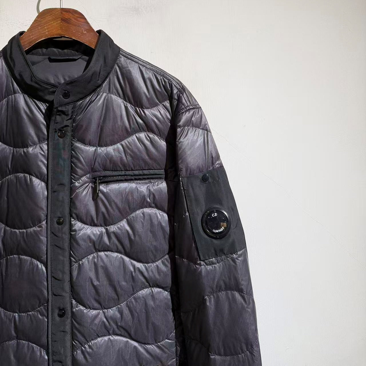 컬러블록 경량 다운 재킷 (Colorblock lightweight down jacket)