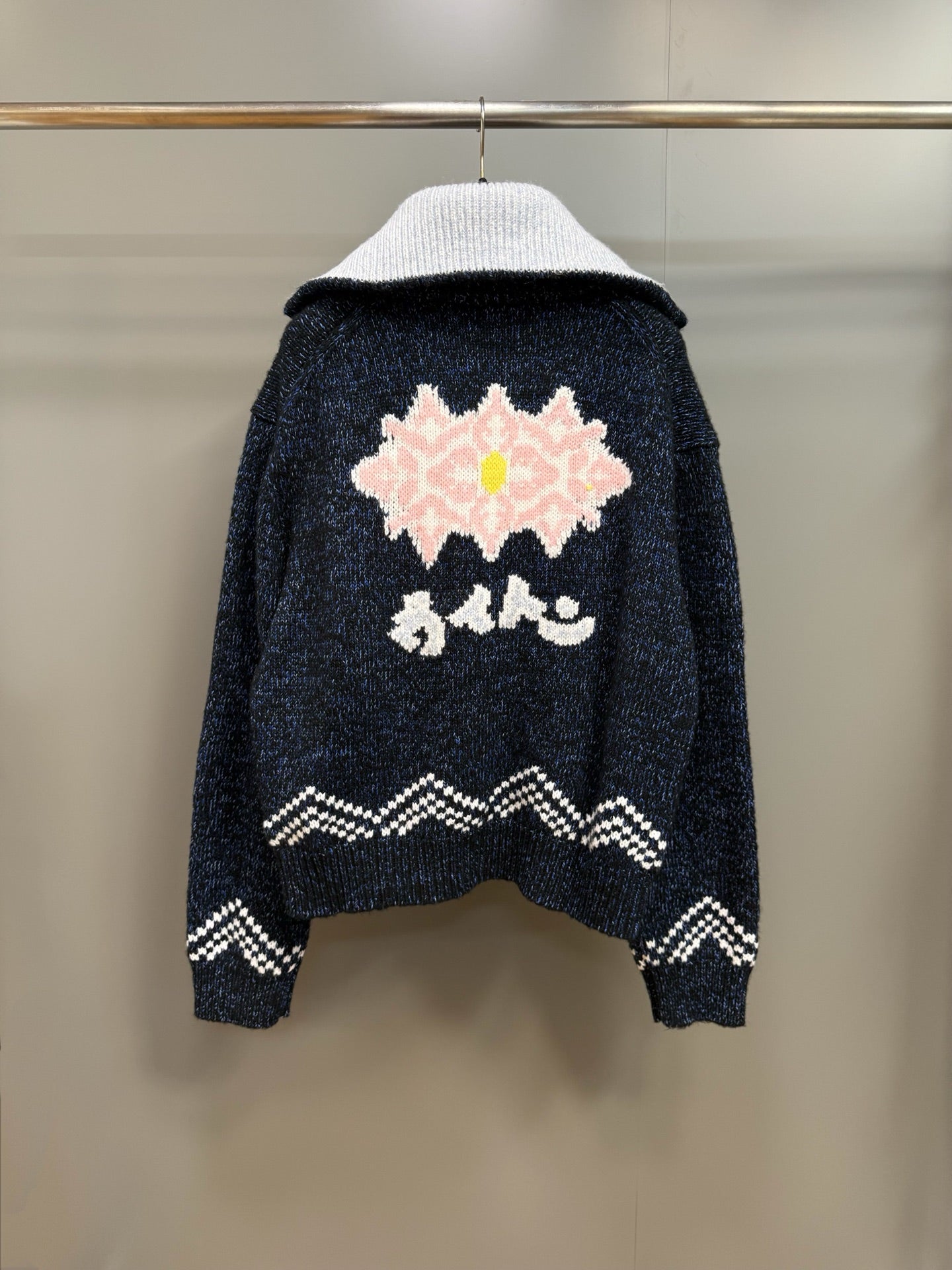 윌리엄스 울가디건 (Williams wool cardigan)