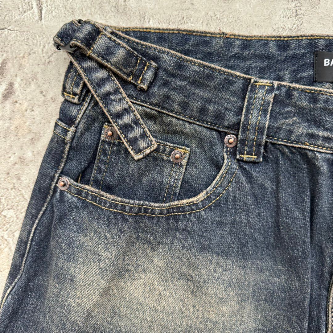 데미지 청바지 (damaged jeans)