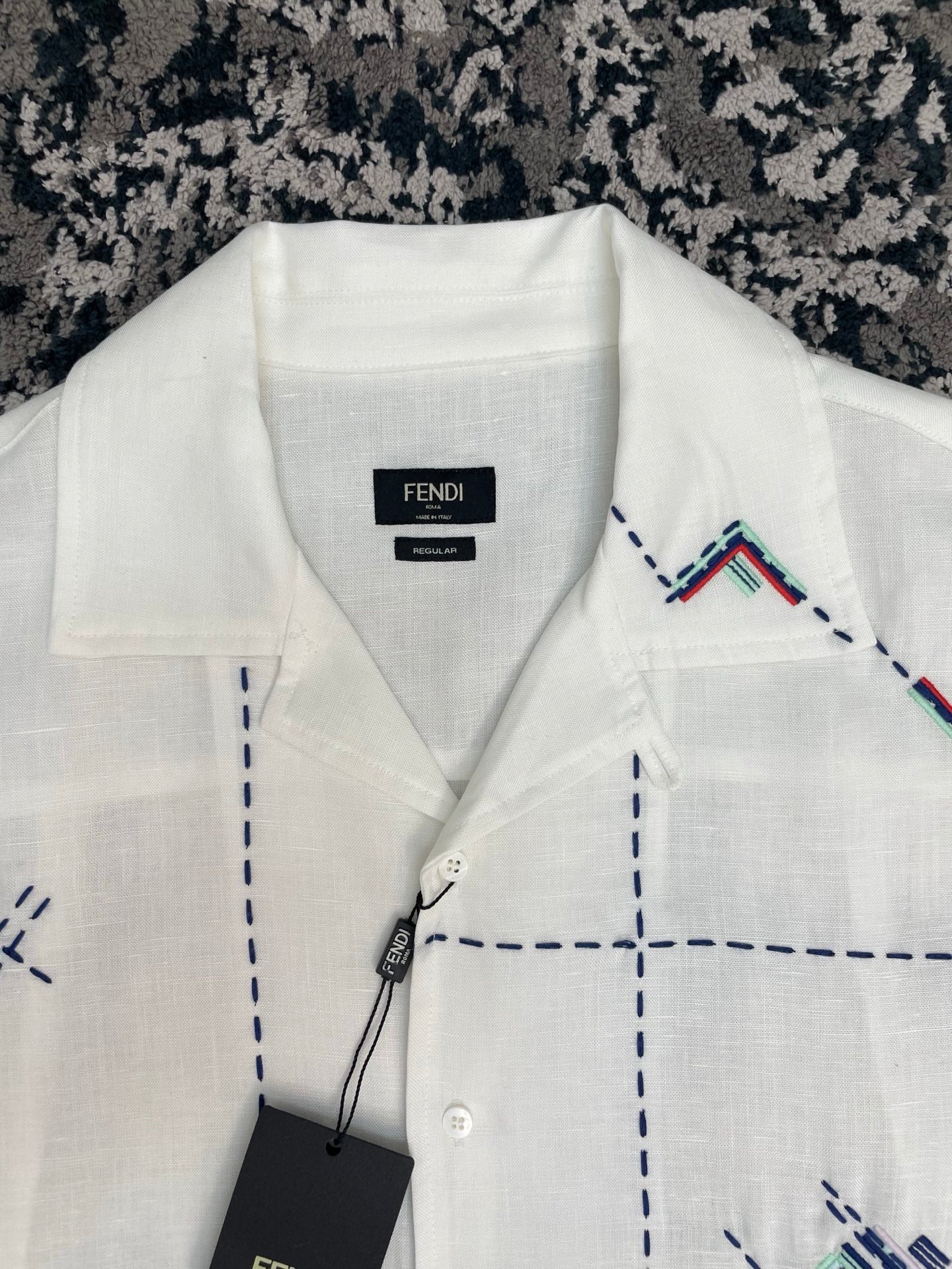 아트워크 셔츠 (Artwork Shirt)