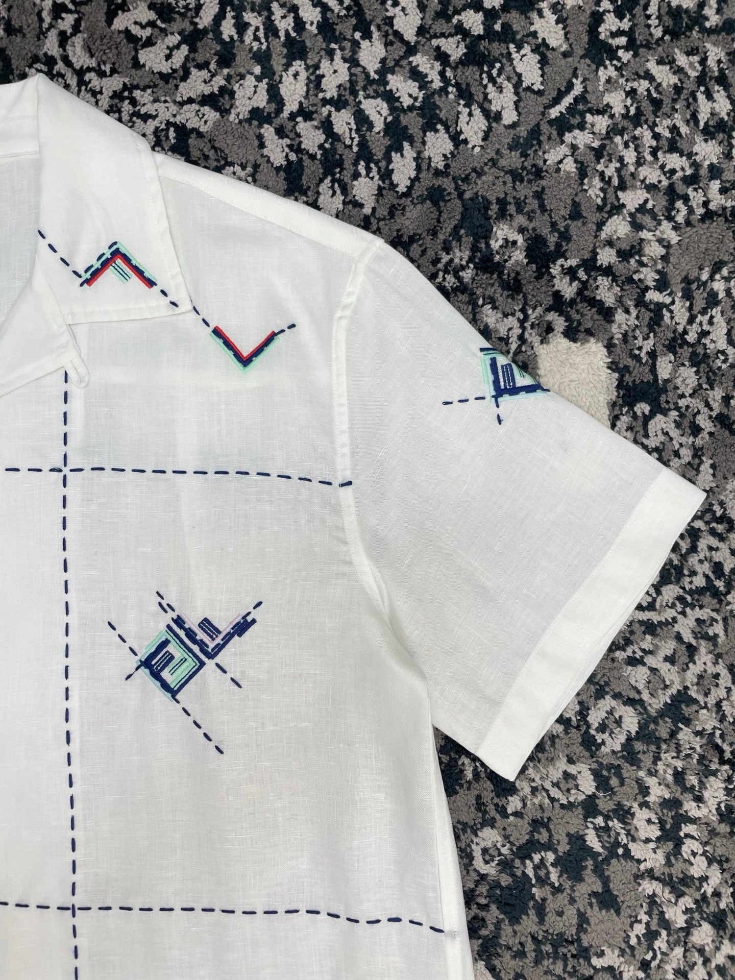 아트워크 셔츠 (Artwork Shirt)