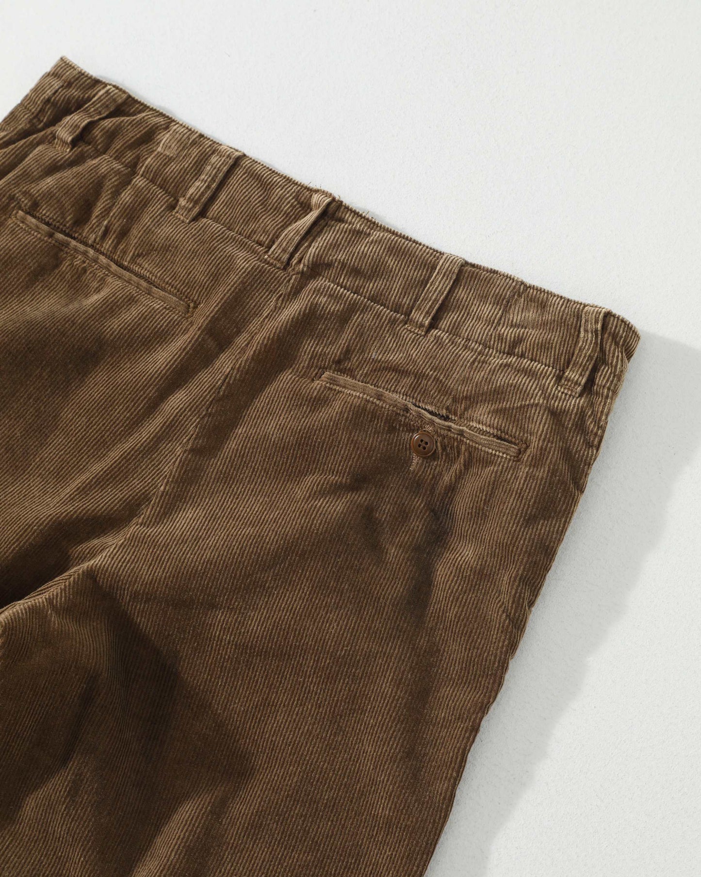 코듀로이 팬츠 (corduroy pants)