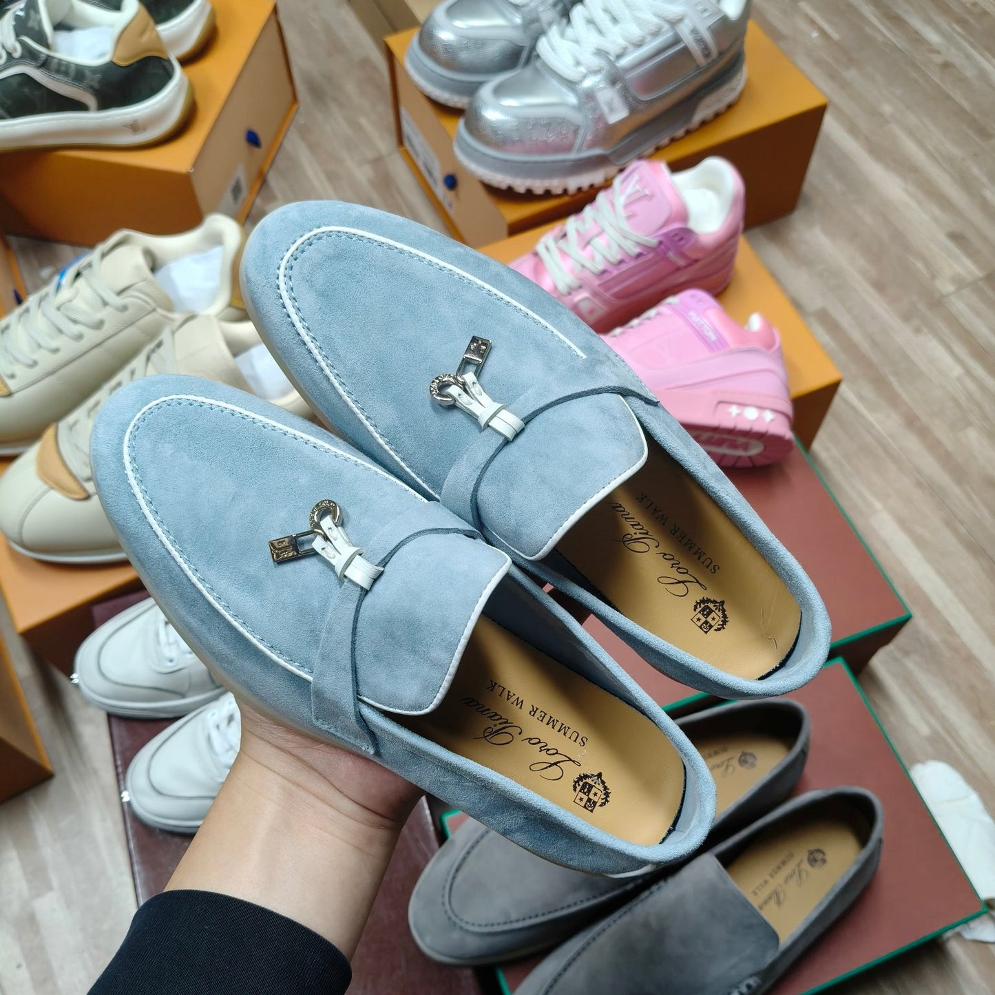 샌드스톤 로퍼 (Sandstone loafers)