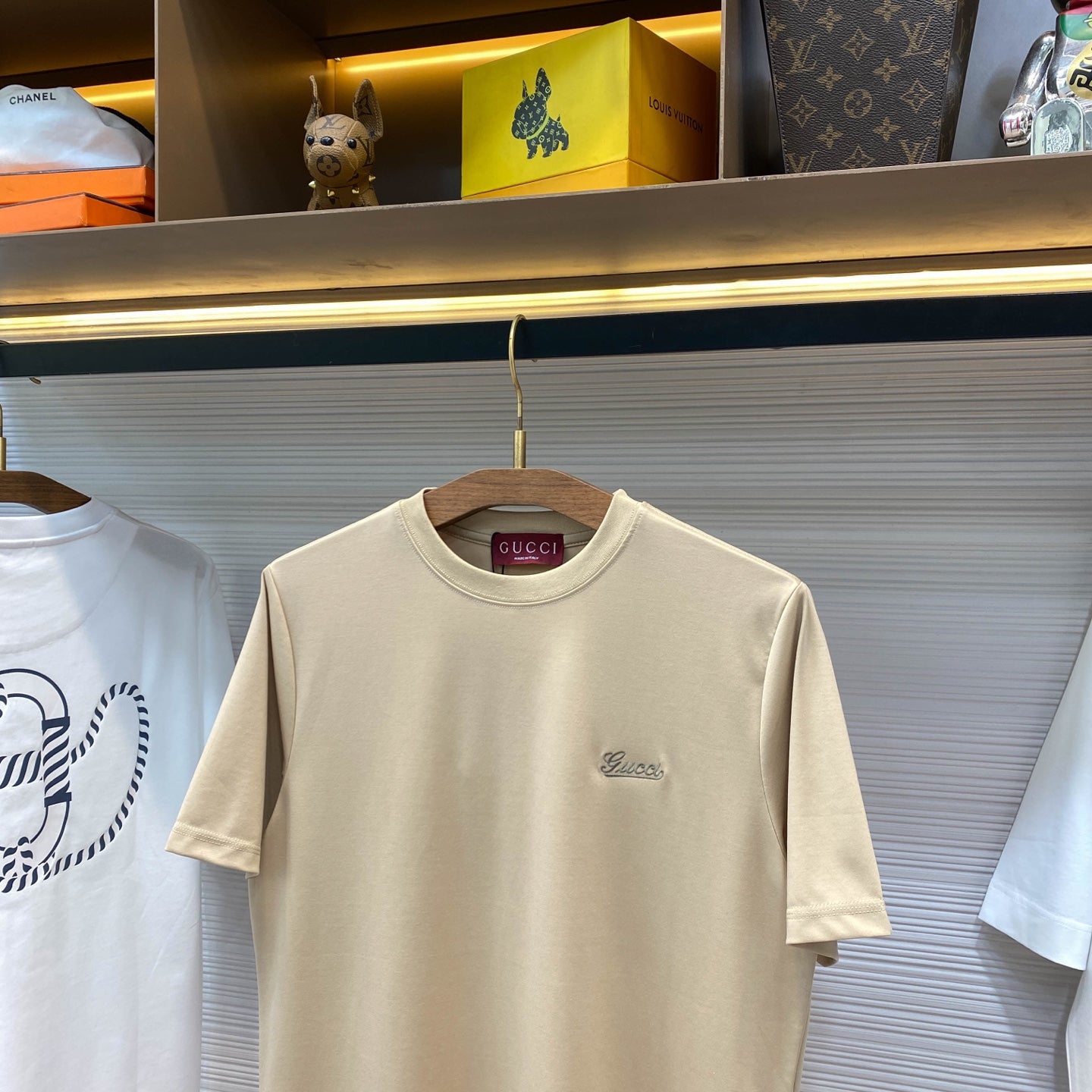 클래식 반팔티셔츠 (Classic short sleeve t-shirt)