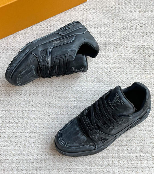 트레이너스니커즈 (Trainer Sneakers)