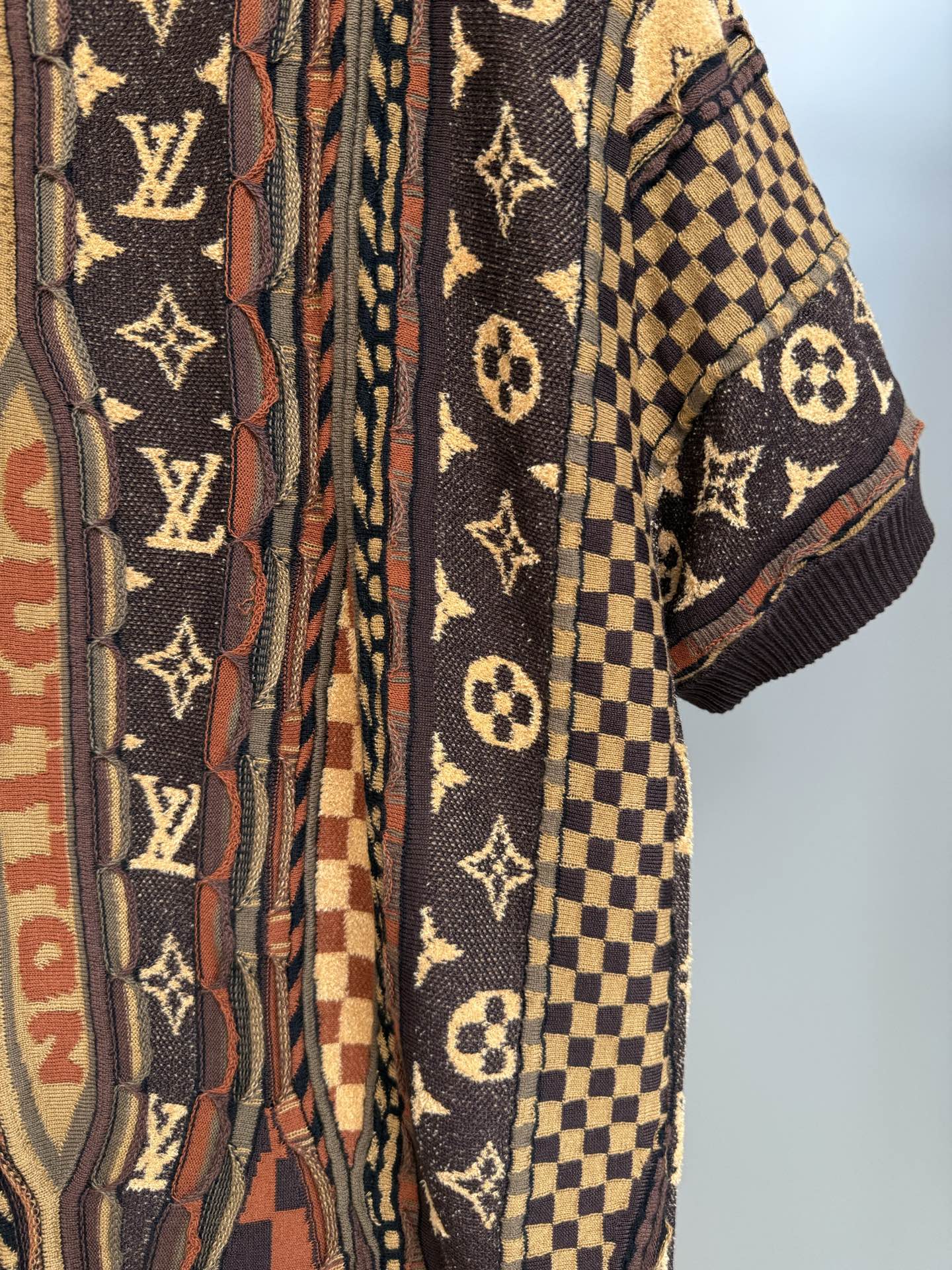 오마주 티셔츠 (homage t-shirt)