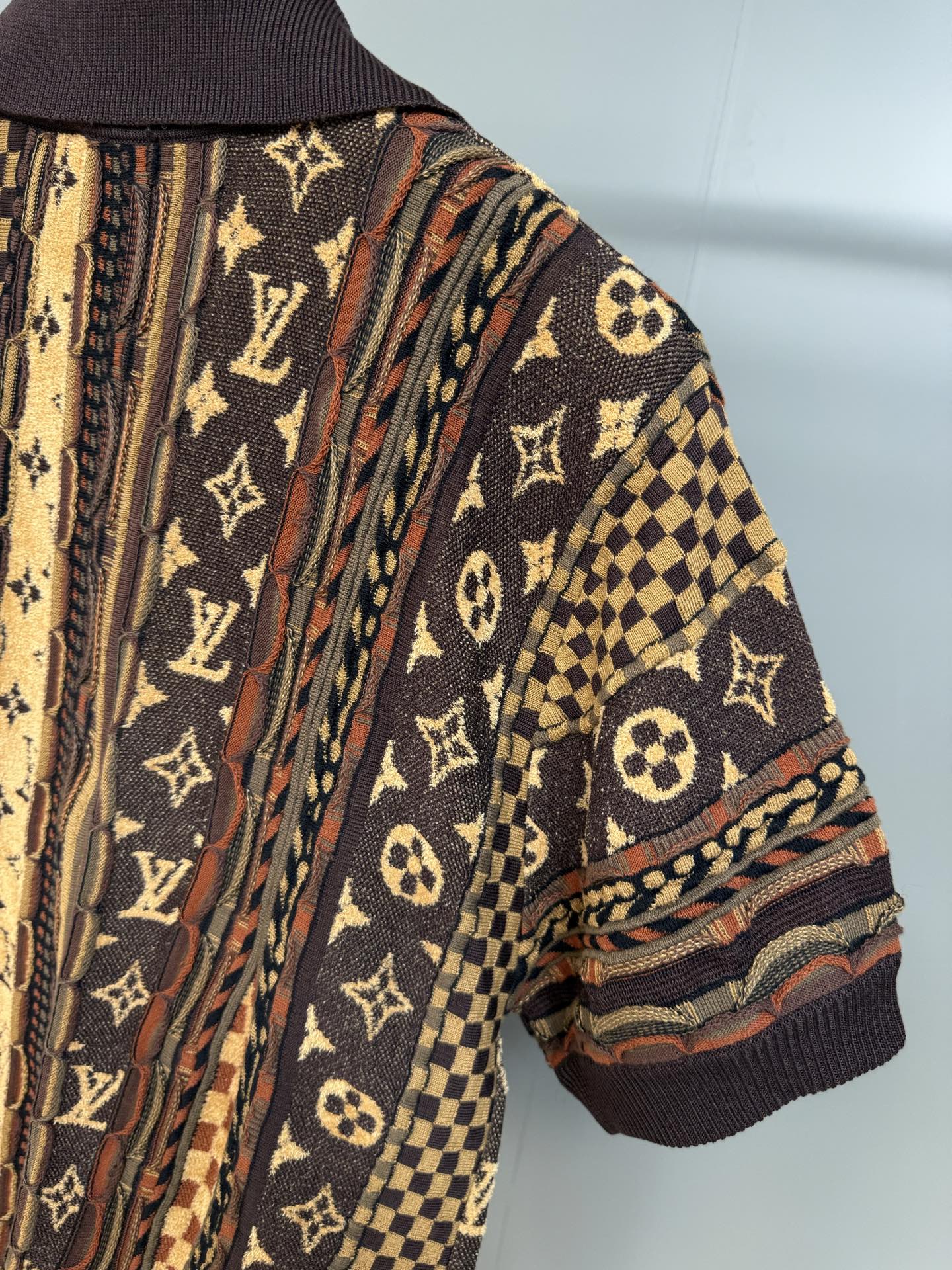 오마주 티셔츠 (homage t-shirt)