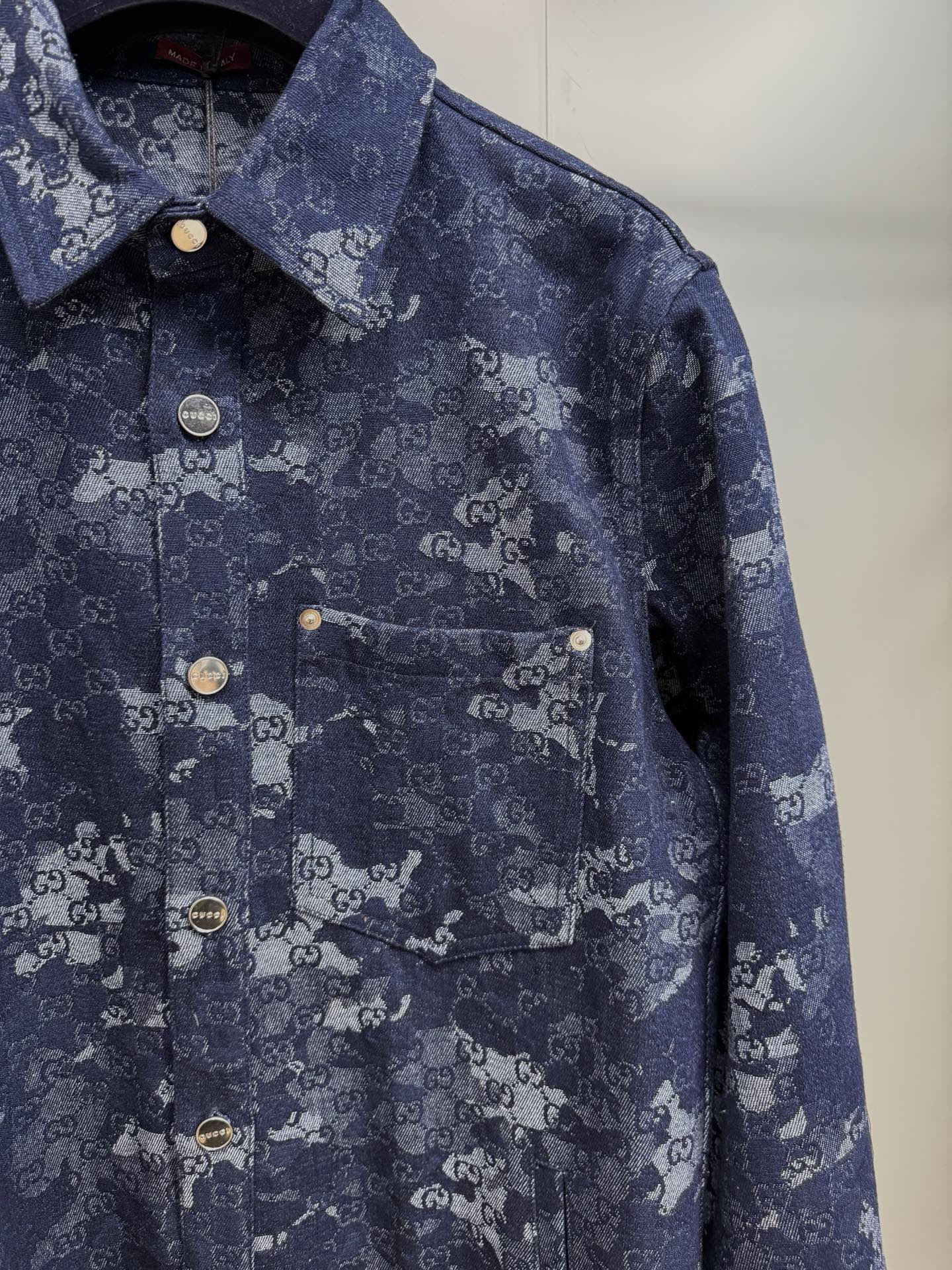 텍스처 데님자켓 (textured denim jacket)
