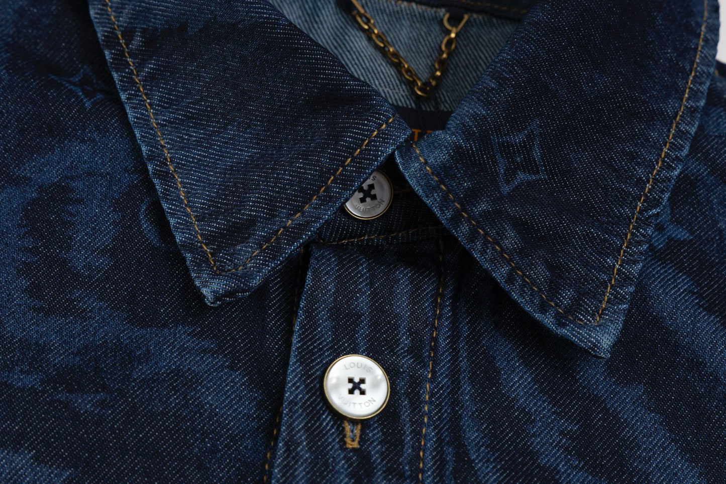 리버스 반팔남방 (Reverse short-sleeved shirt)
