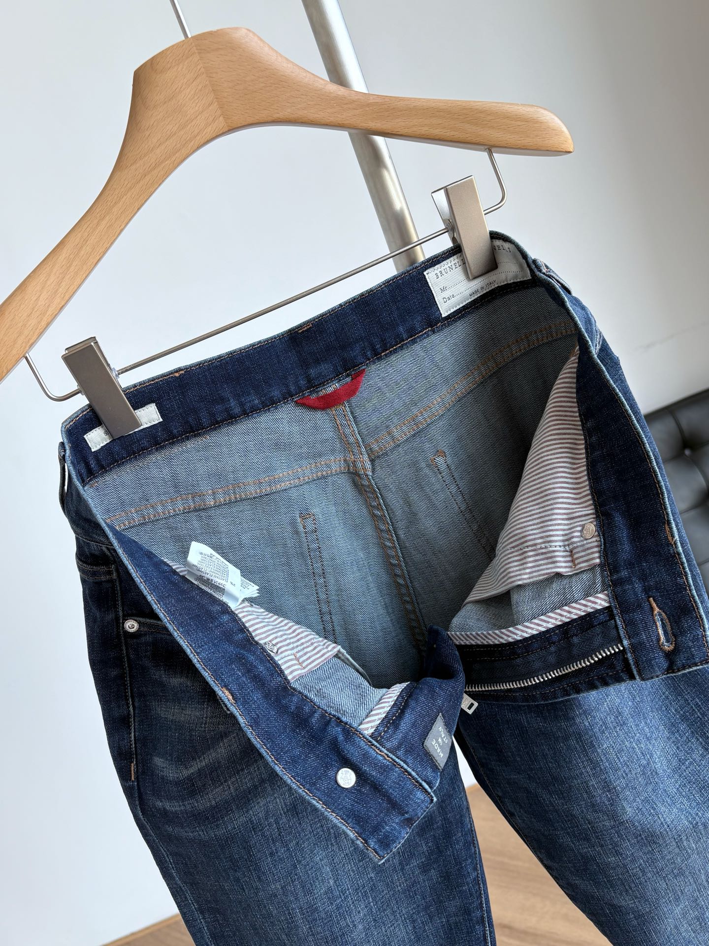 워시드 청바지 (washed jeans)
