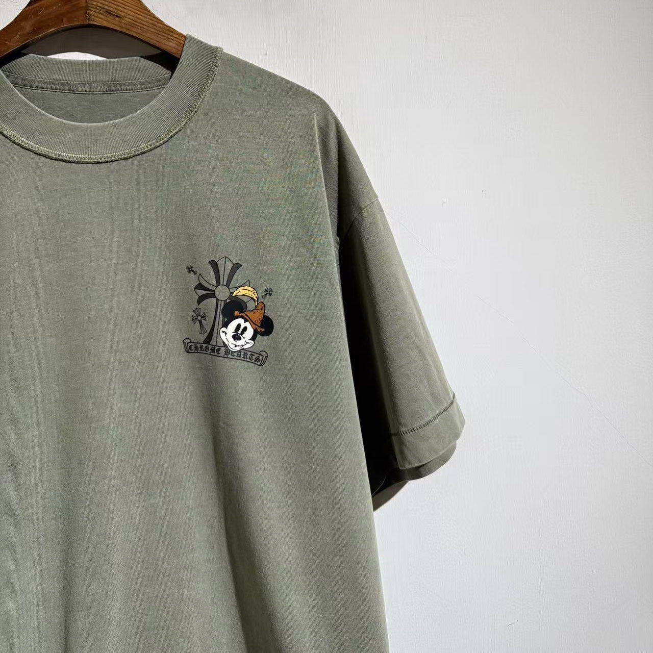 아플리케 반팔티 (Applique short sleeve t-shirt)