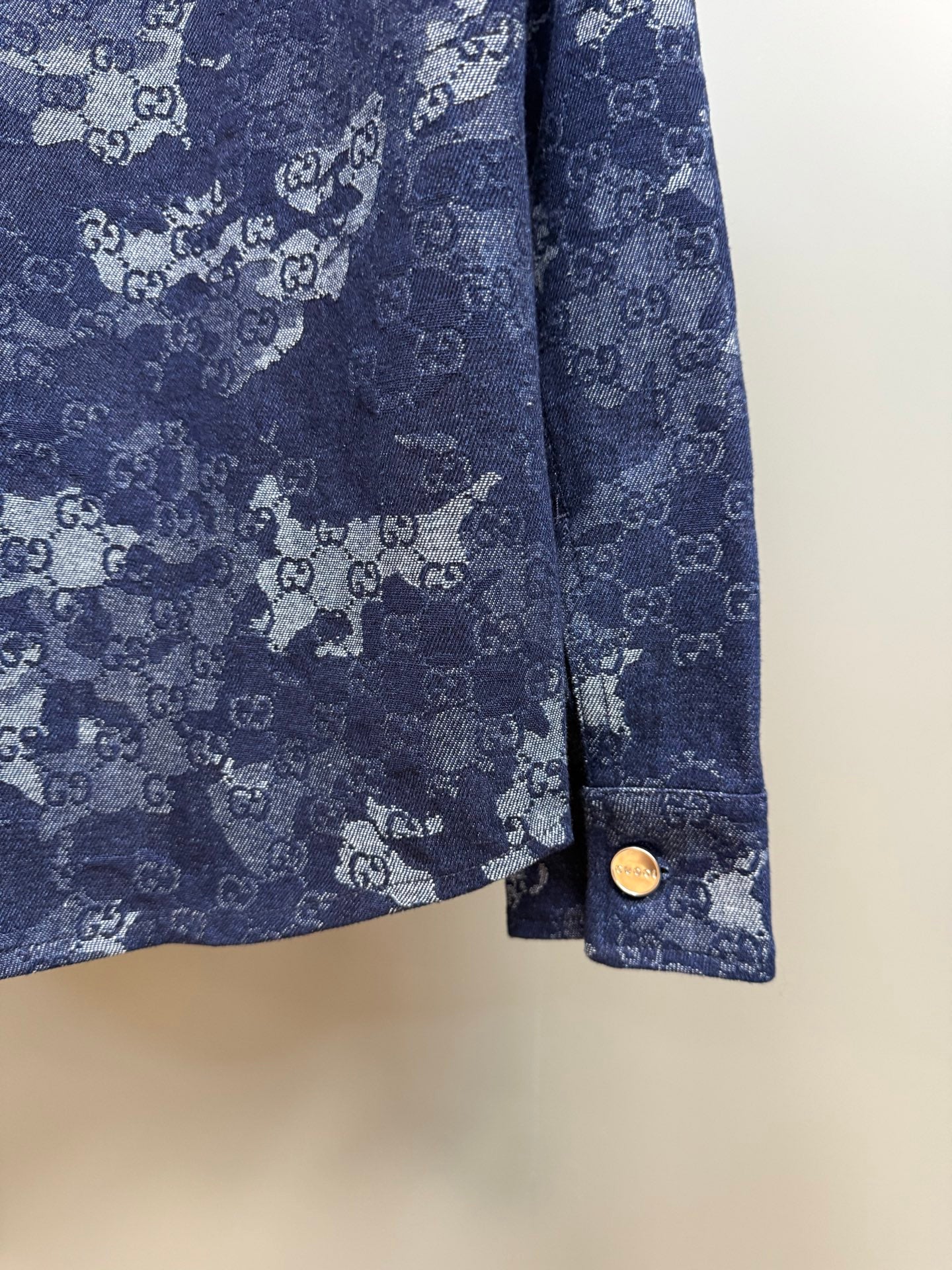 텍스처 데님자켓 (textured denim jacket)