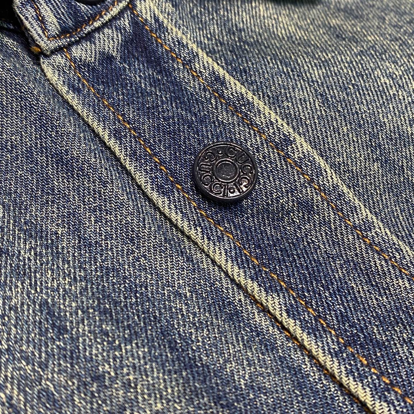 그라데이션 데님 셔츠 (gradient denim shirt)